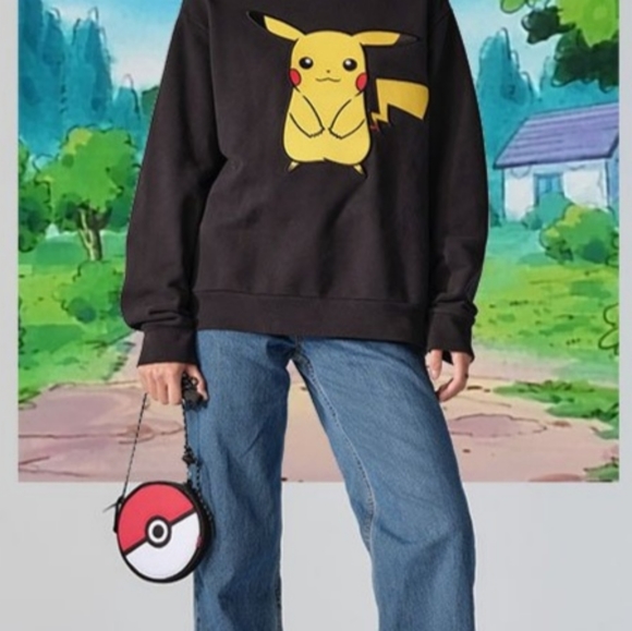 New Levi's X Pokemon Crossbody Pokeball Shoulder Bag. 25th Anniversary. NWT. - Picture 8 of 8